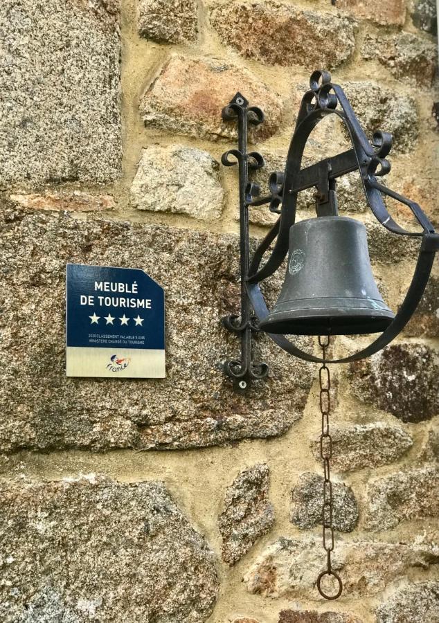 Gîte du Rochelu Bourguenolles Extérieur photo